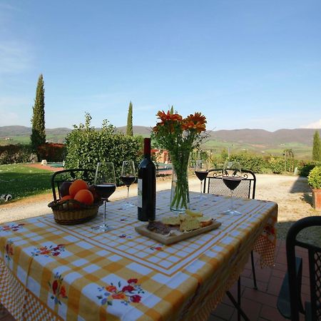 Modern Farmhouse In Pienza With Pool Екстериор снимка