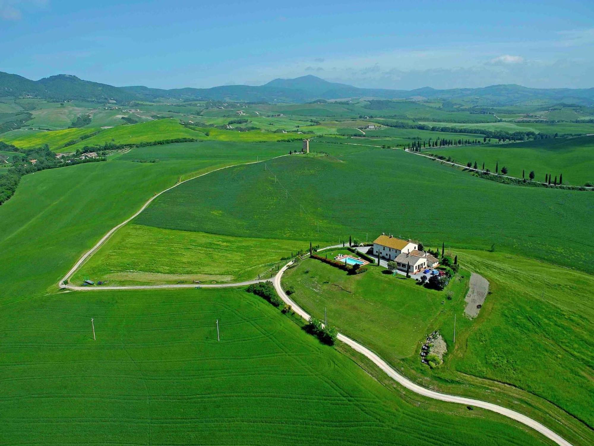 Modern Farmhouse In Pienza With Pool Екстериор снимка